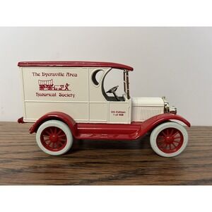 ERTL 1923 1/2 Ton‎ Truck Bank 1/25 Scale